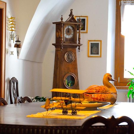 B&B Ca Dei Baroni Pellizzano Luaran gambar