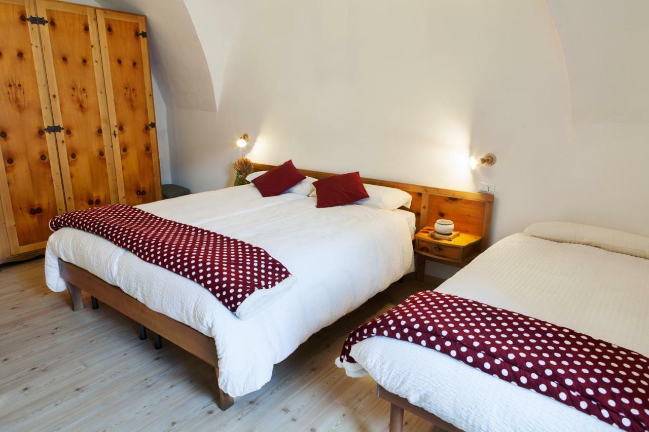 B&B Ca Dei Baroni Pellizzano Luaran gambar
