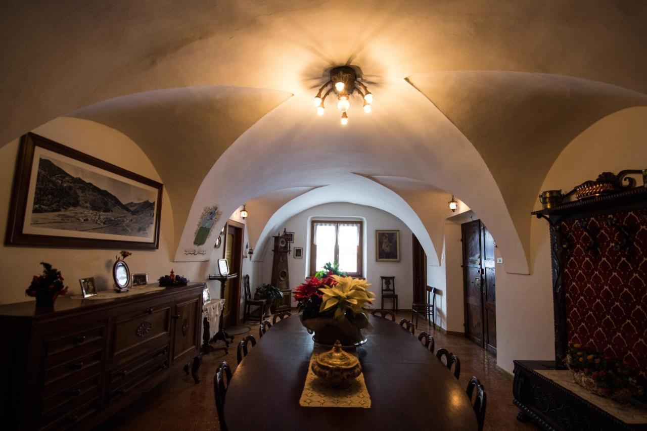 B&B Ca Dei Baroni Pellizzano Luaran gambar